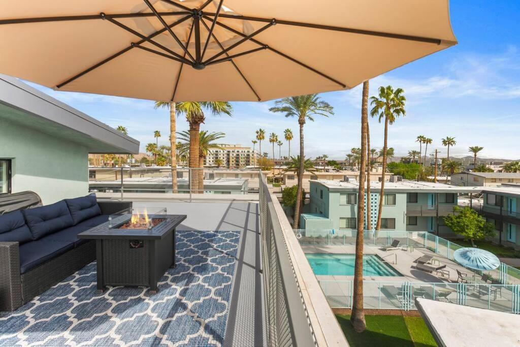 Micro Studio With Balcony & Pool View - Walk To Ot Scottsdale Exteriör bild